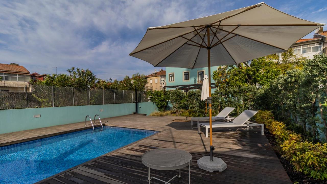 Lovelystay - Downtown Studio With Pool, Ac And Balcony Porto Exterior foto